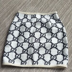 Tweed skirt small NWT